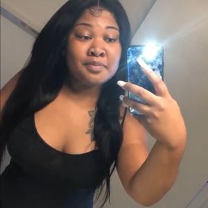 Meet your Posher, Jaquoya